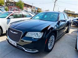 کرایسلەر 300